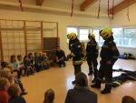 Feuerwehr Göpfritz/Wild besucht den Kindergarten