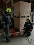 Übung zum Thema "Rettung aus Höhen und Tiefen"