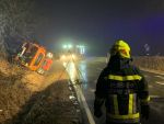 Fordernde nächtliche LKW Bergung auf der L55