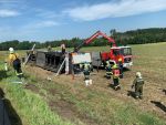 Schadstoffeinsatz nach LKW Unfall in Schwarzenau
